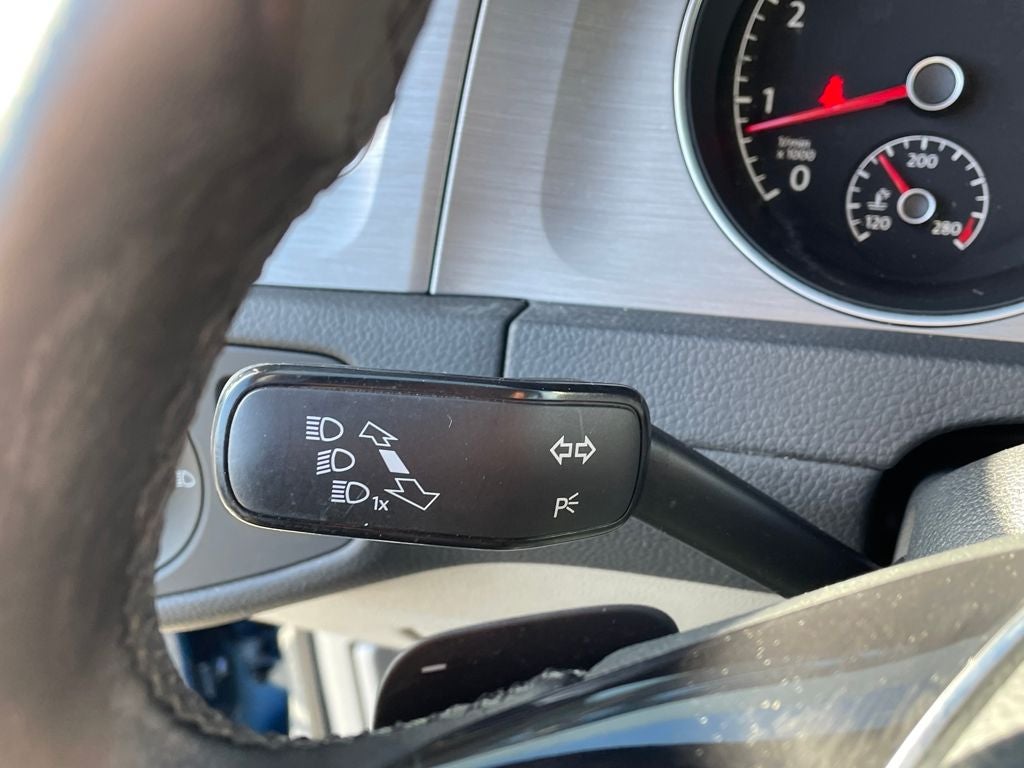 2017 Volkswagen Golf TSI SEL 4-Door