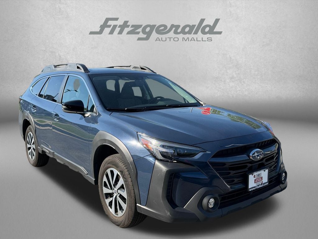 2024 Subaru Outback Premium's photo
