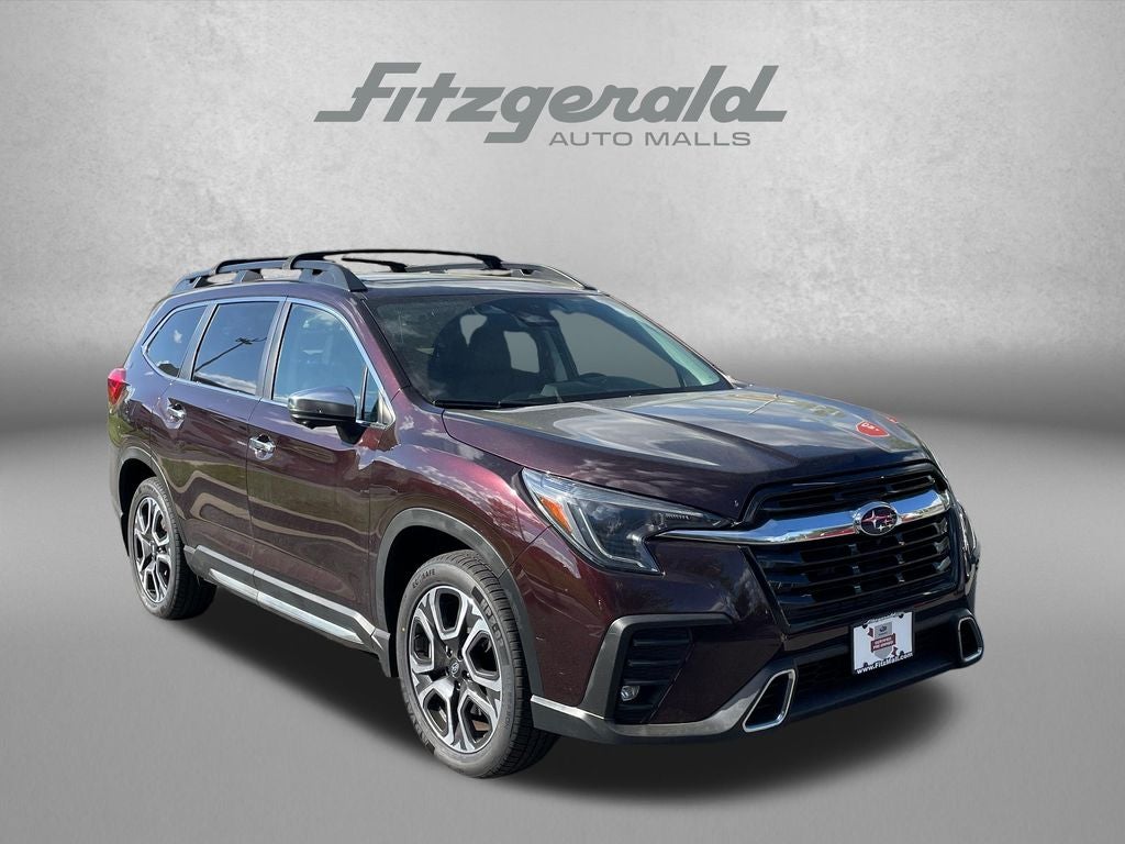 2023 Subaru Ascent Touring's photo