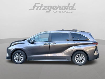2021 Toyota Sienna XLE 7 Passenger