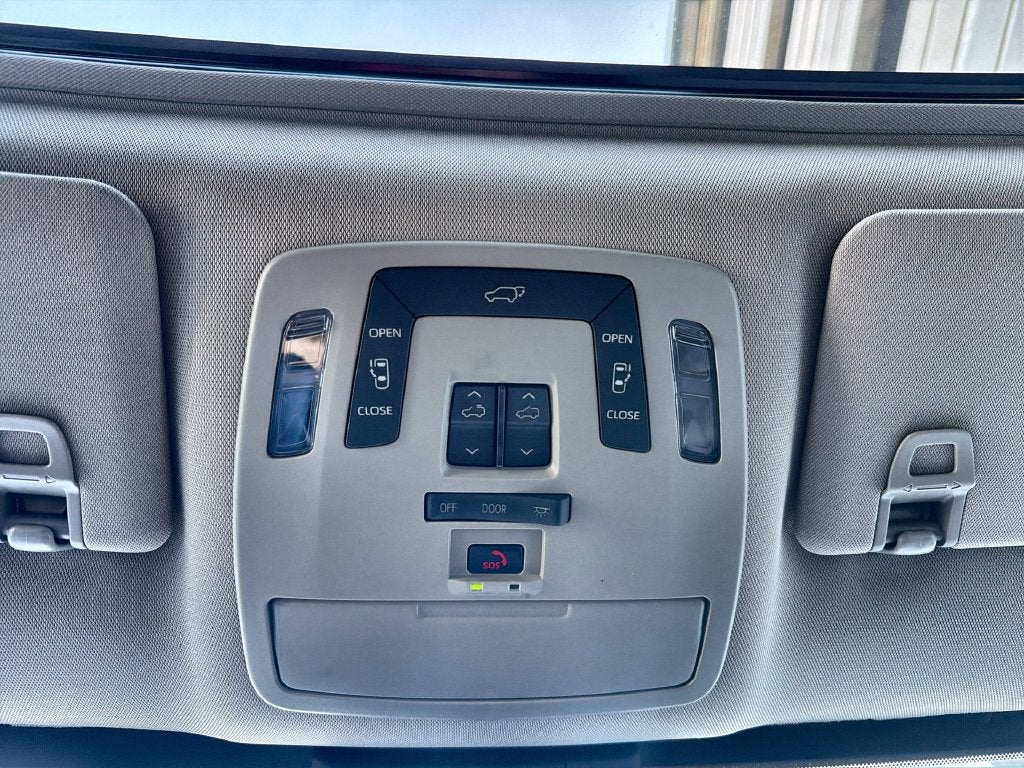 2021 Toyota Sienna XLE 7 Passenger