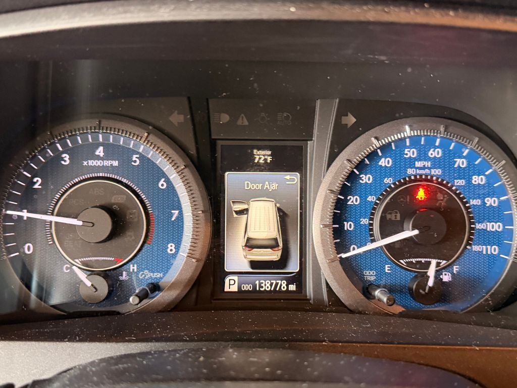 2017 Toyota Sienna XLE Premium 8 Passenger