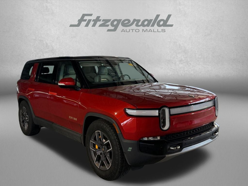 2023 Rivian R1S Adventure