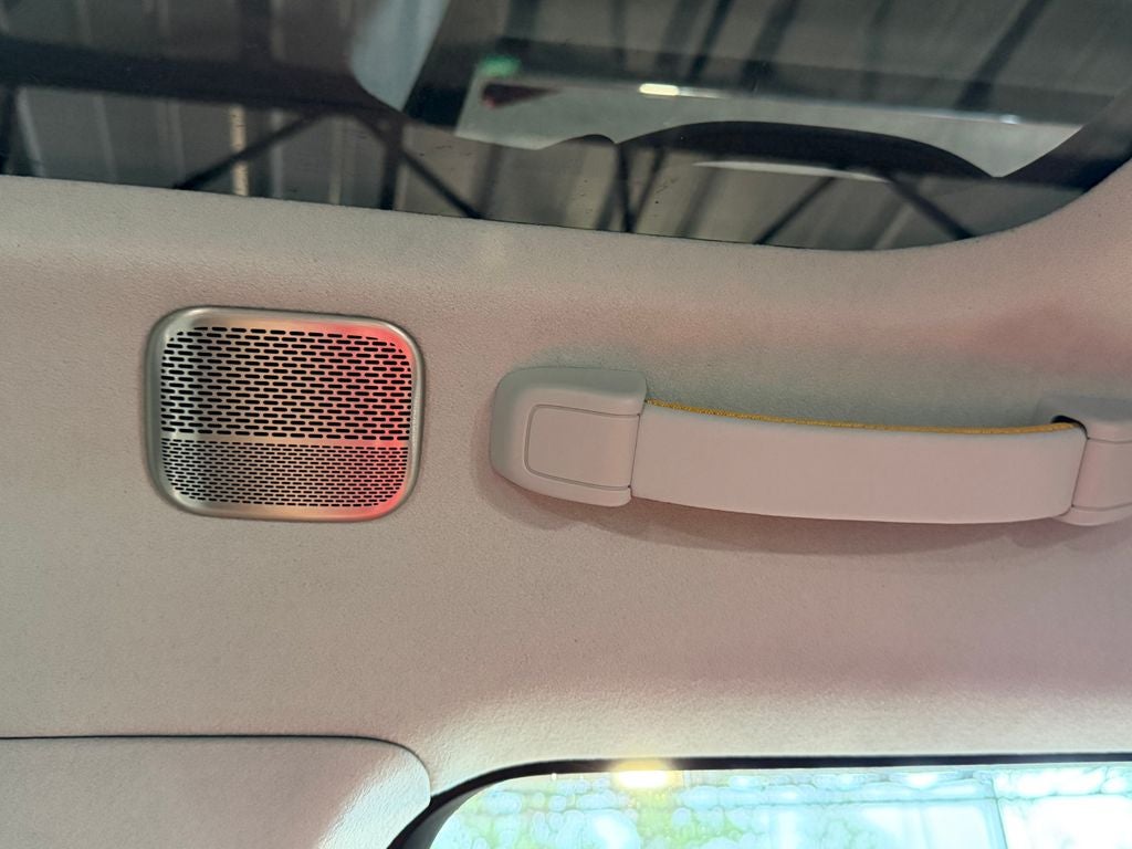 2023 Rivian R1S Adventure