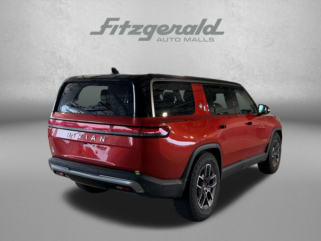 2023 Rivian R1S Adventure