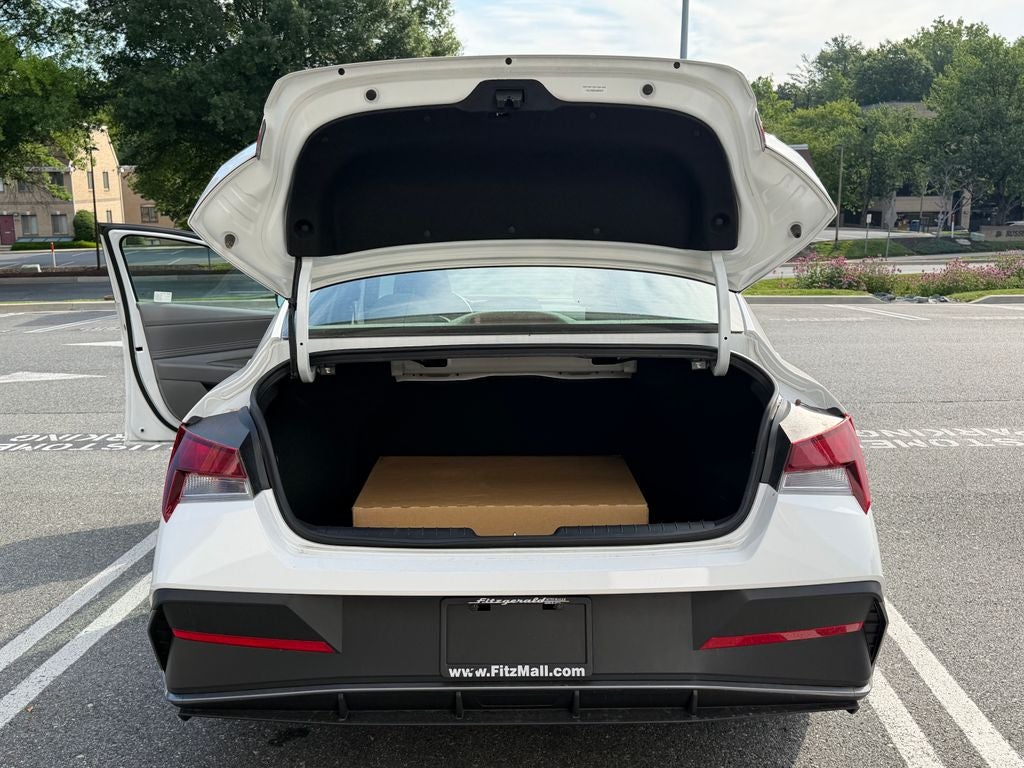 2025 Hyundai Elantra SEL Sport