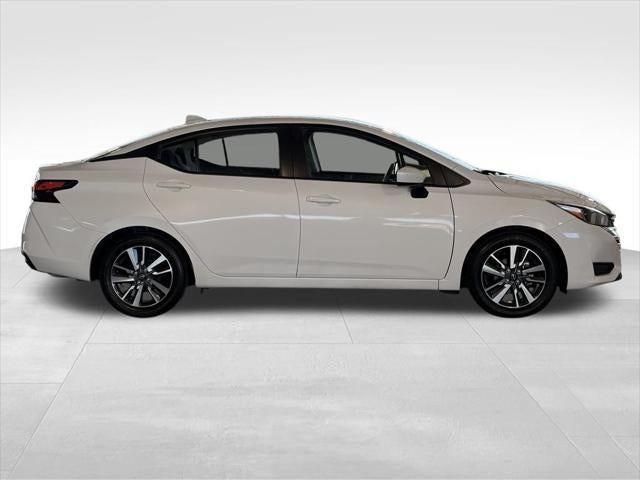 2023 Nissan Versa 1.6 SV