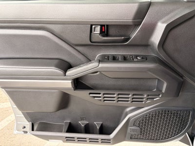 2024 Toyota TACOMA SR5 SR5