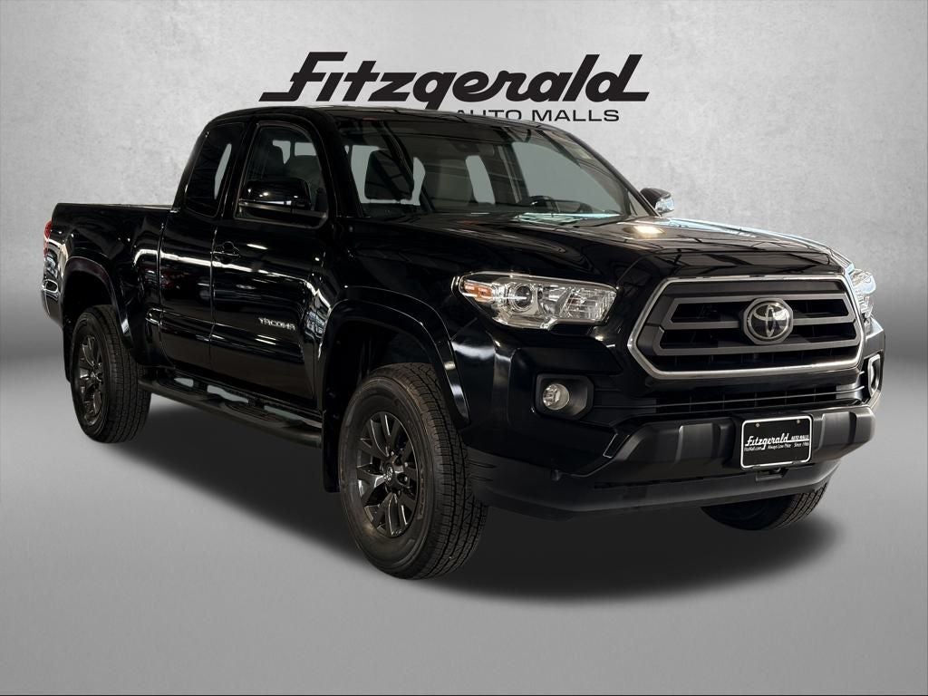 2022 Toyota TACOMA SR5 SR5