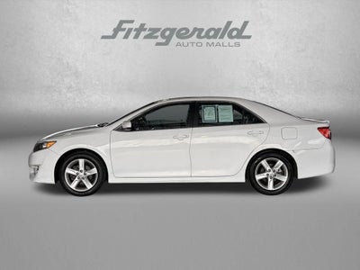 2014 Toyota CAMRY SE