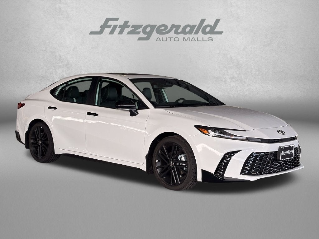 2026 Toyota Camry SE Nightshade
