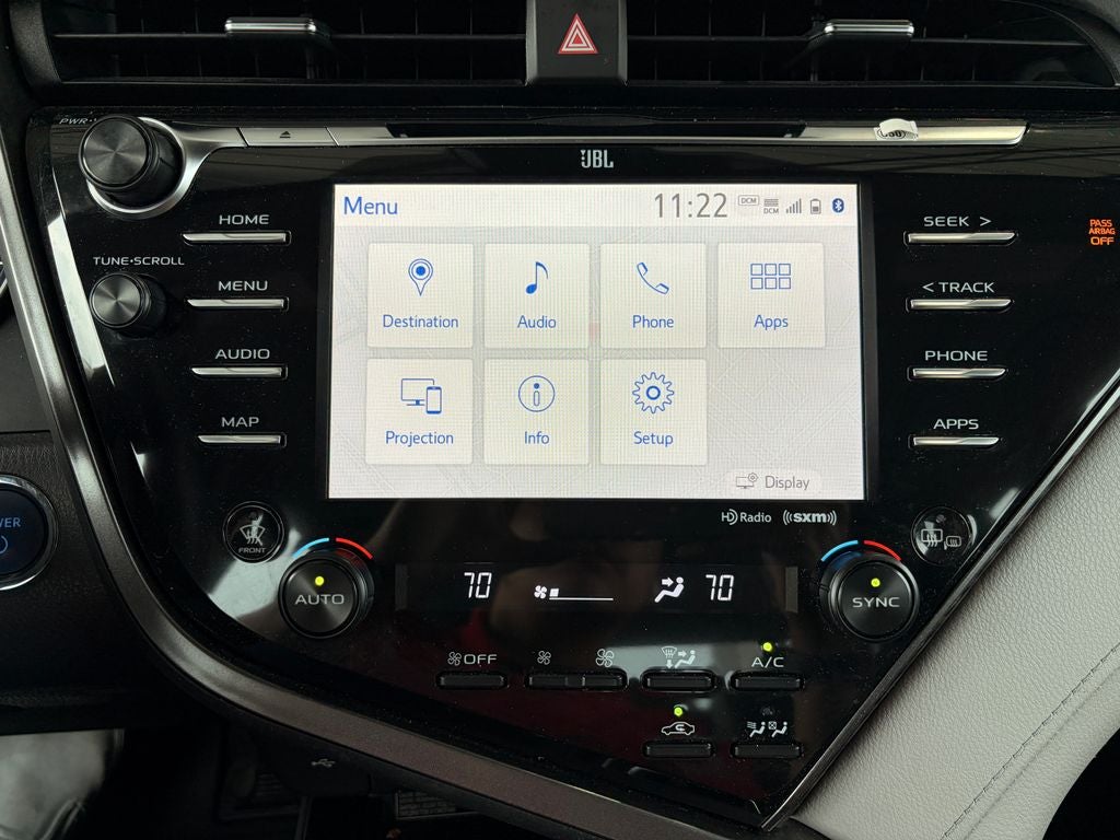 2020 Toyota Camry Hybrid XLE