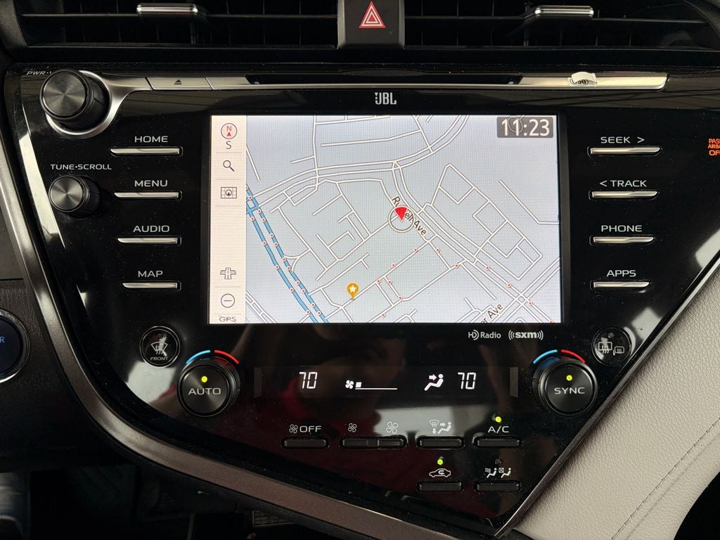 2020 Toyota Camry Hybrid XLE