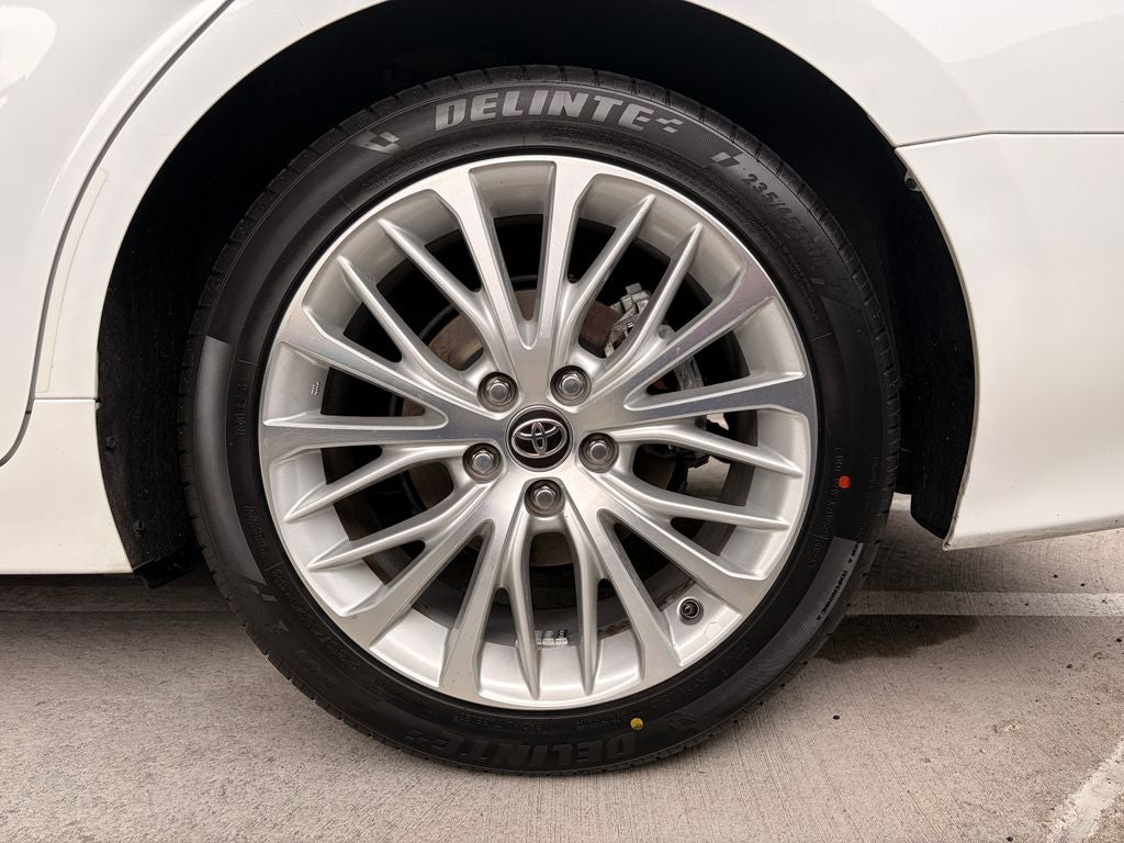2020 Toyota Camry Hybrid XLE