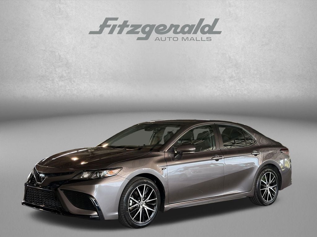 2024 Toyota CAMRY SE