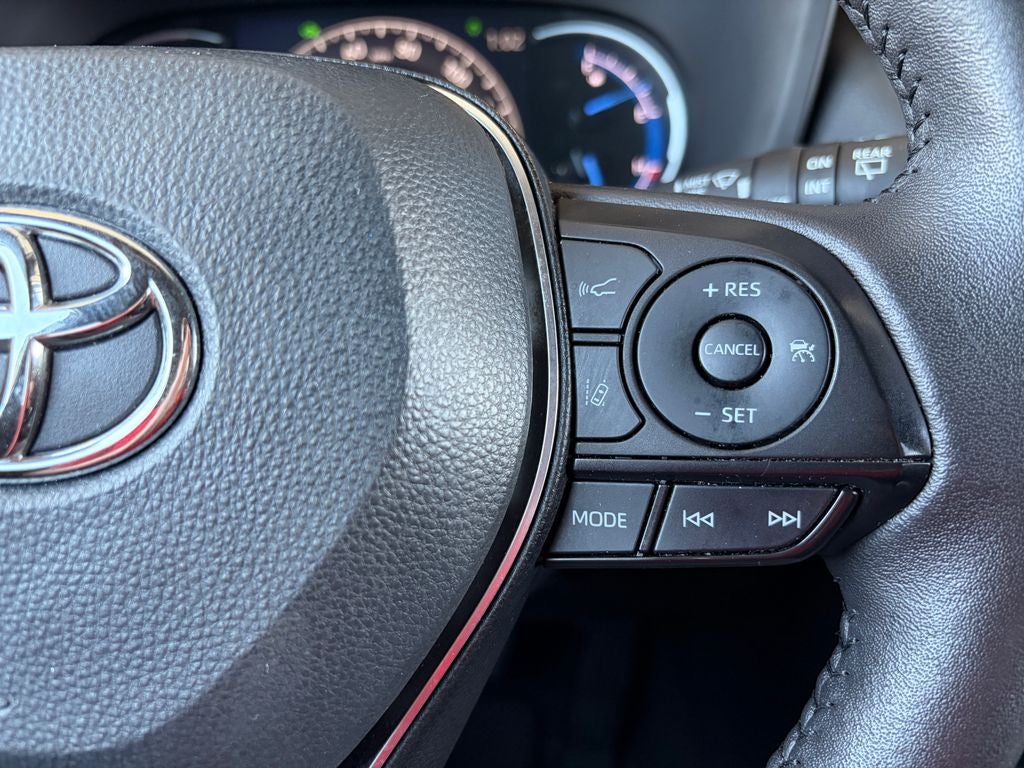 2024 Toyota RAV4 Hybrid SE