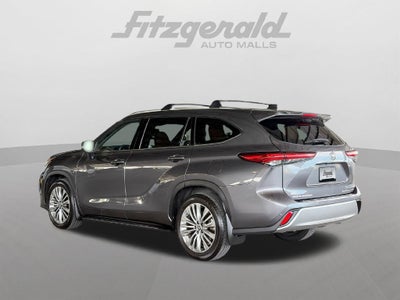 2022 Toyota Highlander Platinum