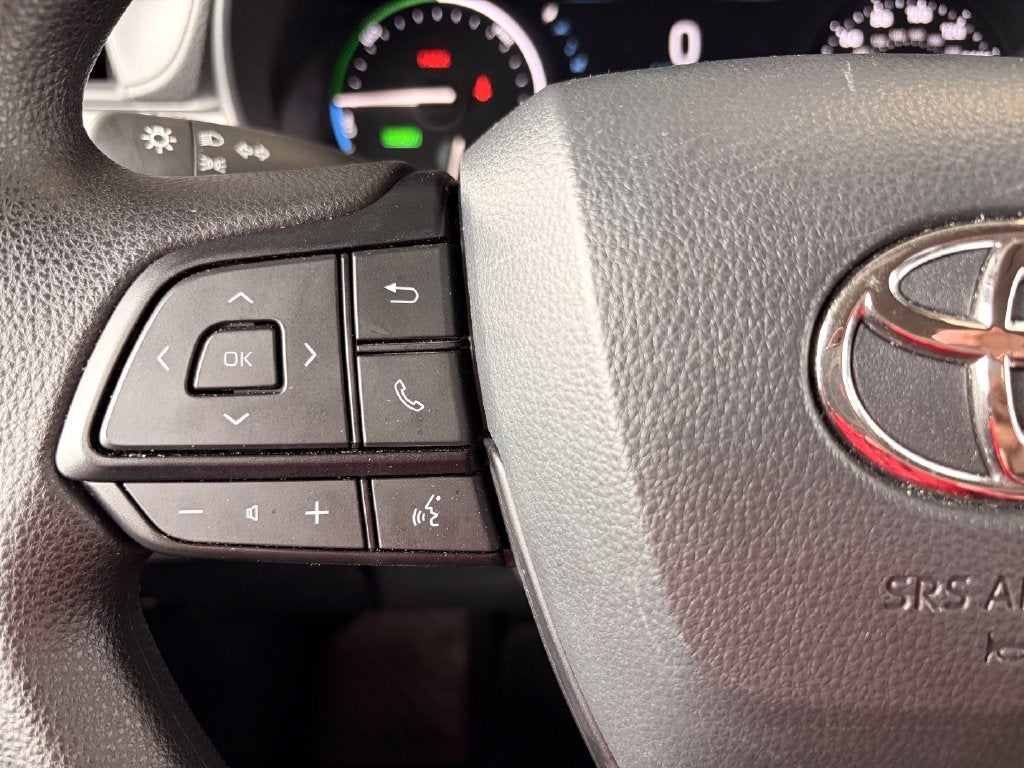2026 Toyota Sienna LE 7 Passenger