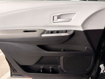 2026 Toyota Sienna LE 7 Passenger