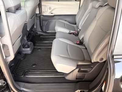 2024 Toyota SIENNA XLE XLE 8 Passenger