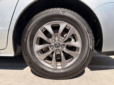 2023 Toyota Sienna XLE 7 Passenger