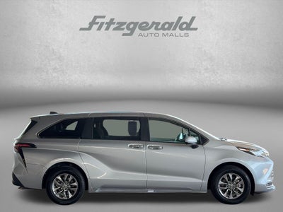 2023 Toyota Sienna XLE 7 Passenger