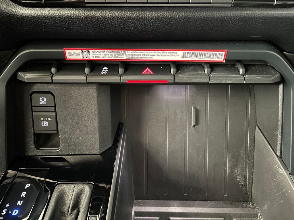 2025 Toyota TUNDRA 4X4 SR