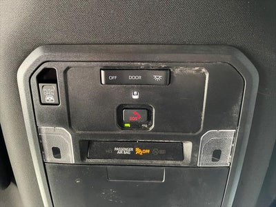 2025 Toyota TUNDRA 4X4 SR