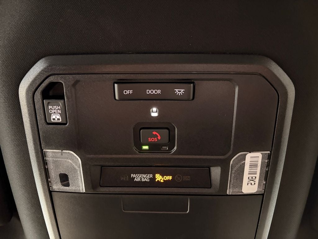 2025 Toyota TUNDRA 4X4 SR5