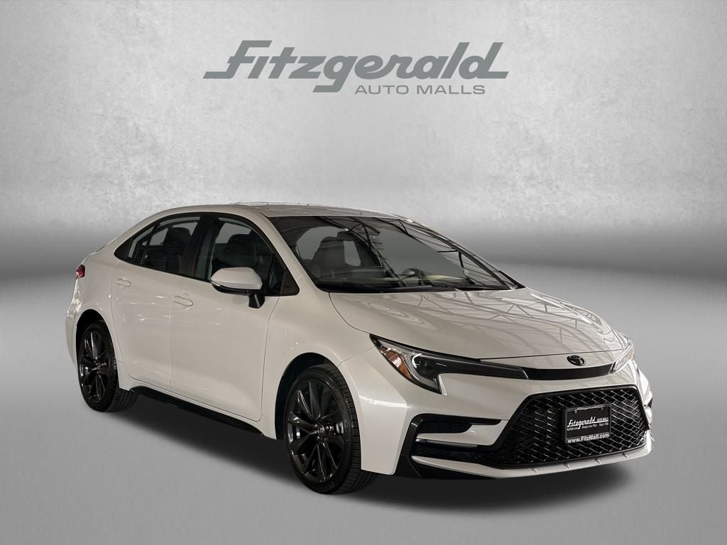 2025 Toyota COROLLA SE