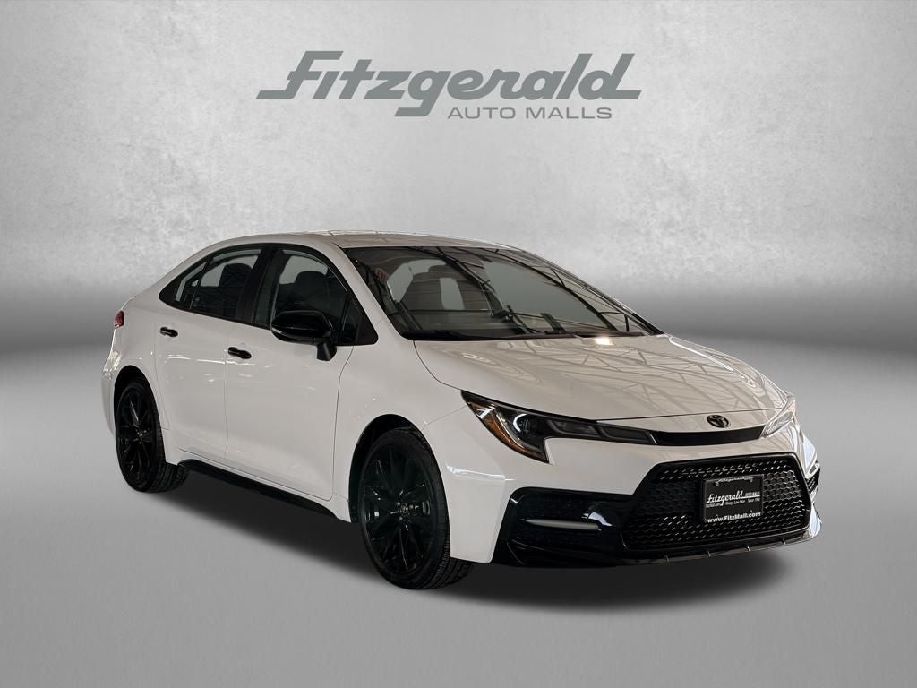 2022 Toyota COROLLA SE Nightshade