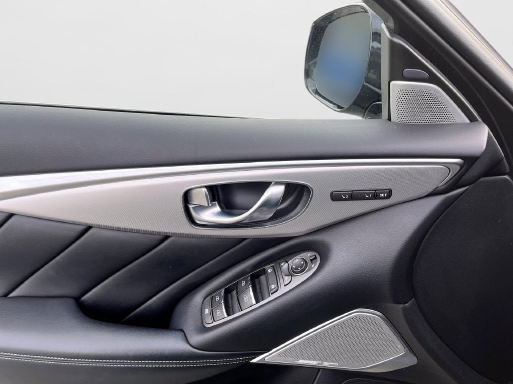 2022 INFINITI Q50 LUXE