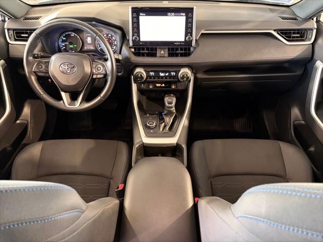 2022 Toyota RAV4 HYBRID SE