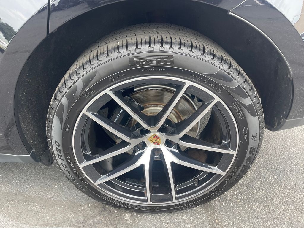2024 Porsche Macan T