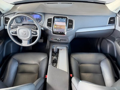 2025 Volvo XC90 B5 Core
