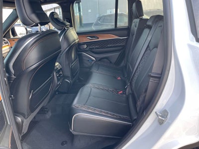 2025 Jeep Grand Cherokee Summit