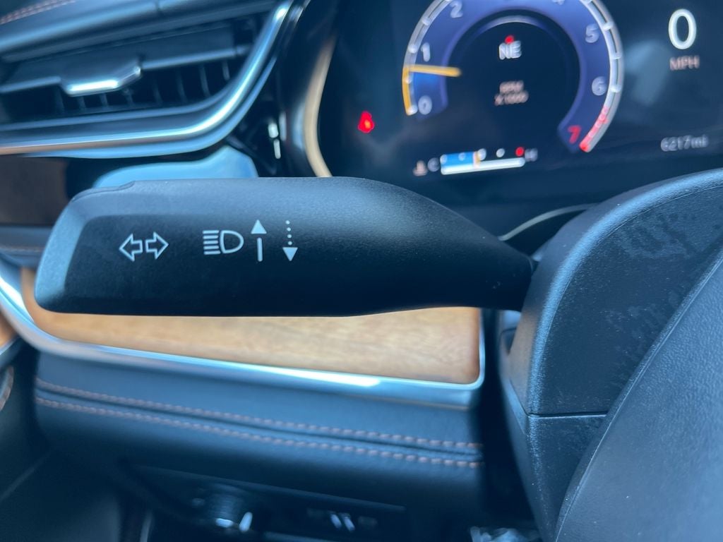 2025 Jeep Grand Cherokee Summit