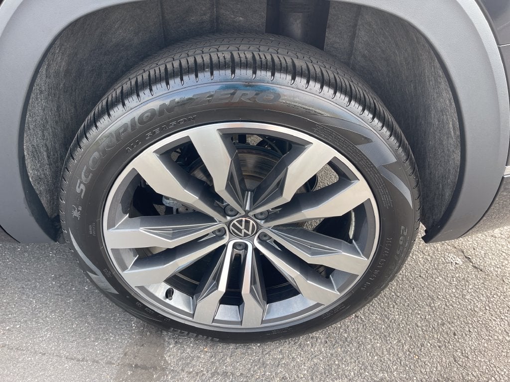 2023 Volkswagen Atlas 3.6L V6 SEL Premium R-Line