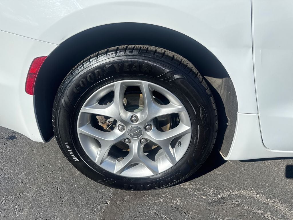2019 Chrysler Pacifica Touring Plus