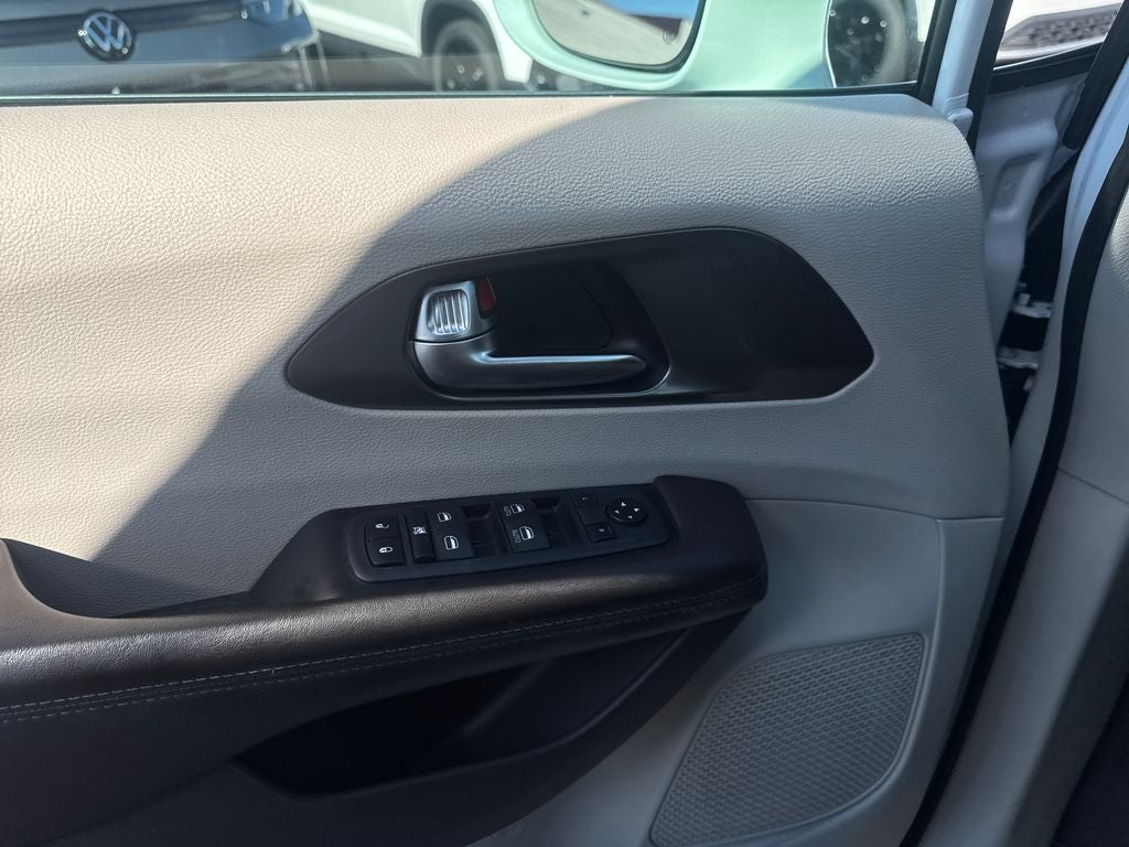 2019 Chrysler Pacifica Touring Plus
