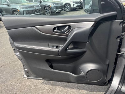 2022 Nissan Rogue Sport S