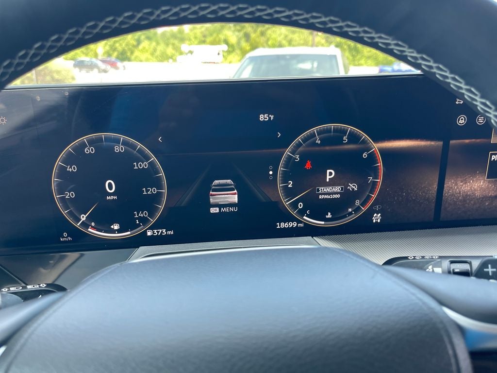 2025 INFINITI QX80 LUXE