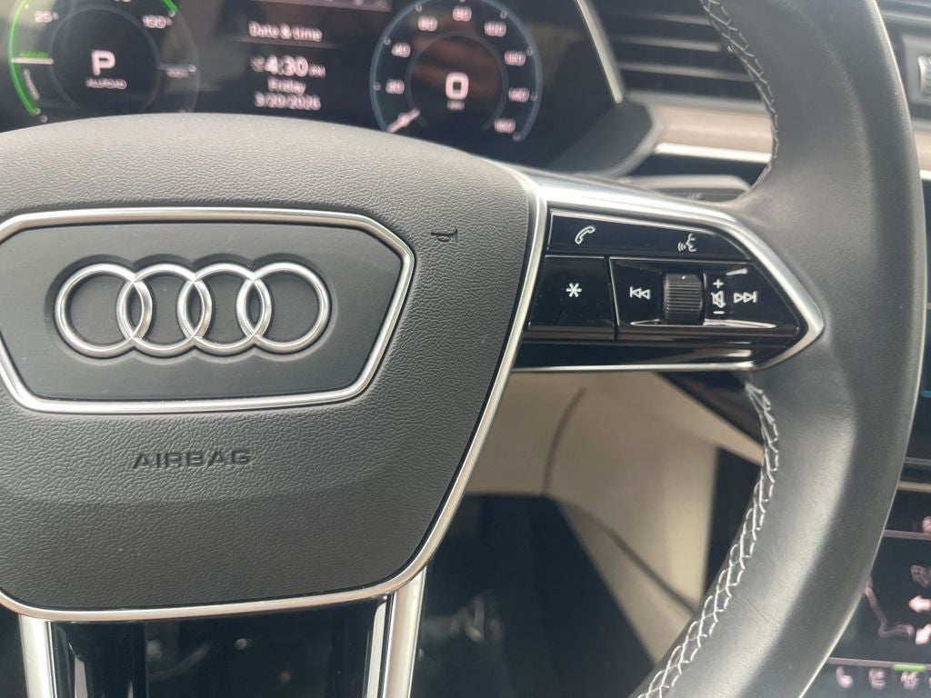 2024 Audi Q8 Sportback e-tron Premium Plus S line quattro