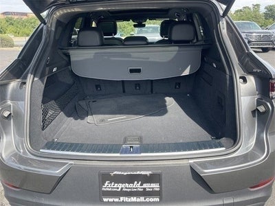 2024 Porsche Cayenne Base