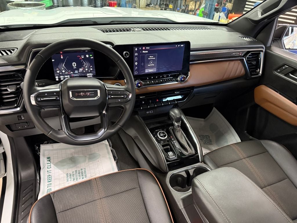 2023 GMC Canyon AT4