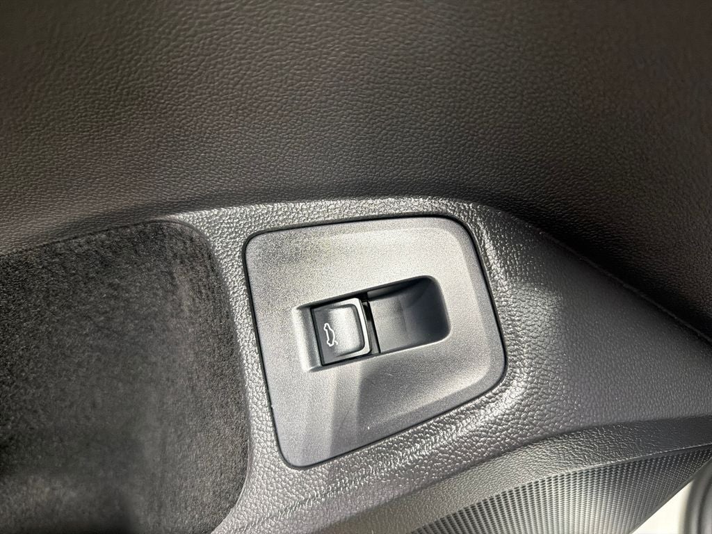 2018 Volkswagen Tiguan 2.0T SEL