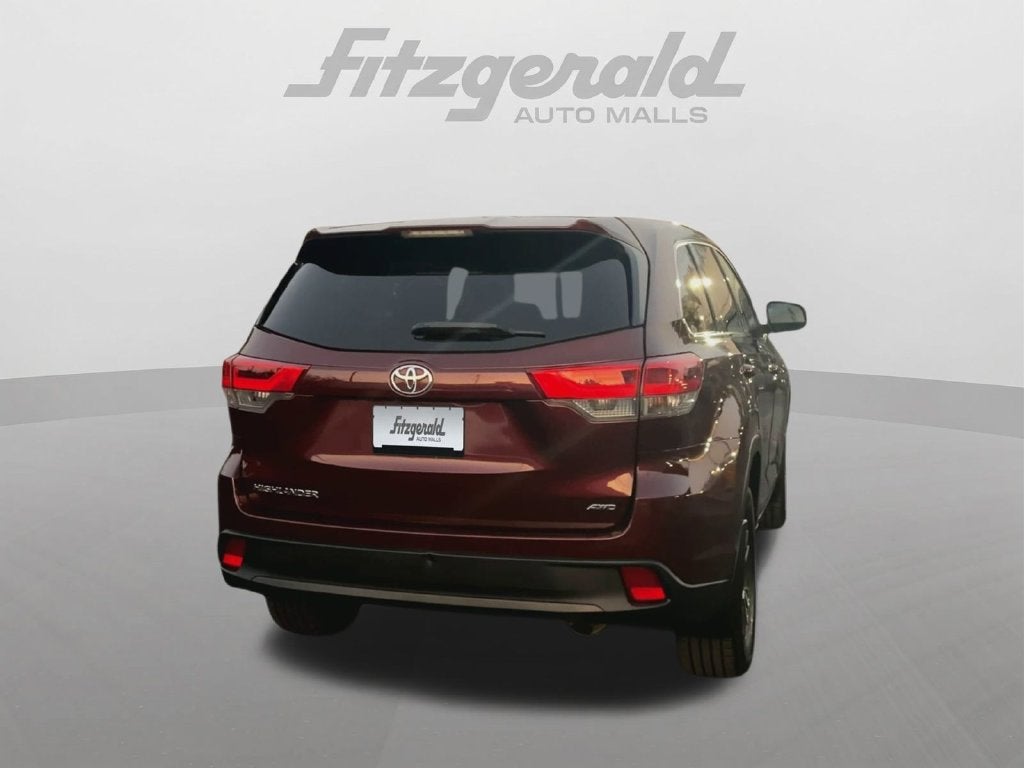2019 Toyota Highlander LE