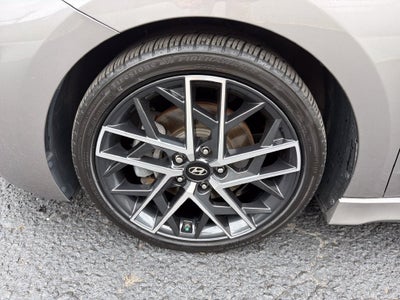 2020 Hyundai Elantra Sport