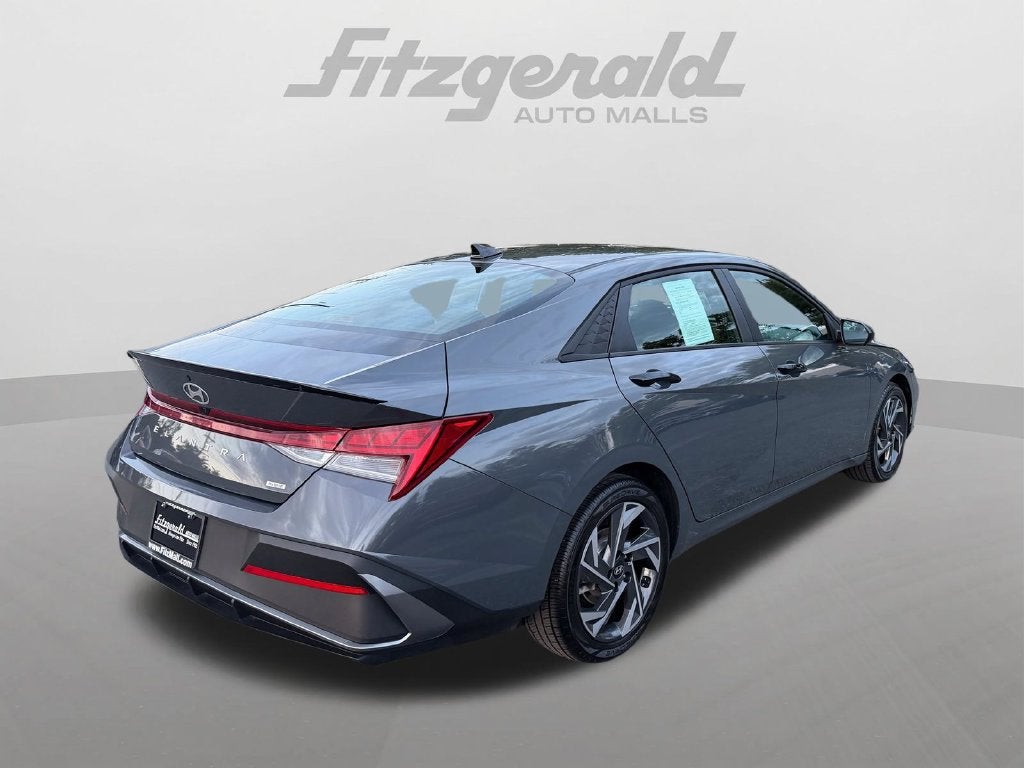 2025 Hyundai Elantra Hybrid SEL Sport