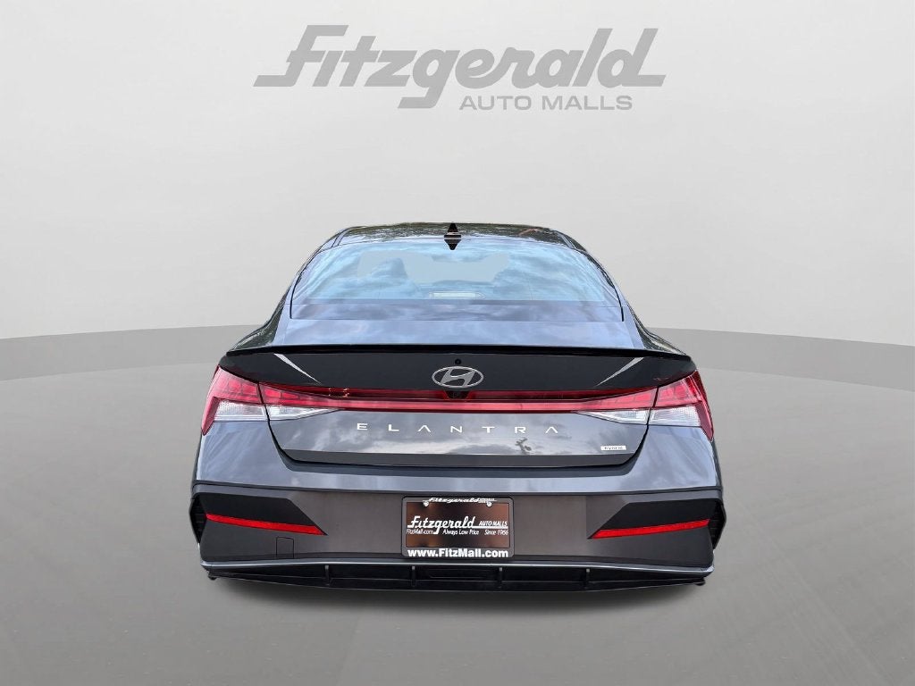 2025 Hyundai Elantra Hybrid SEL Sport